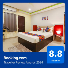 FabExpress Broholic Suites - Nr JNTU - Jawaharlal Nehru Technological University